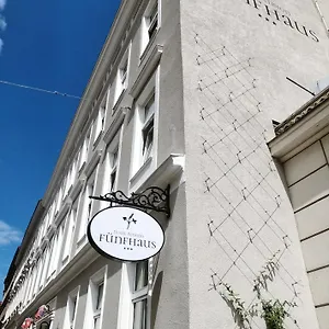 Vendégház Hotel-pension Fuenfhaus